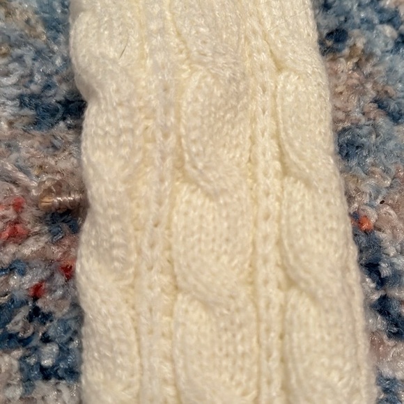 Open Finger Cable Knit Warm Winter Sleeve - Picture 4 of 4